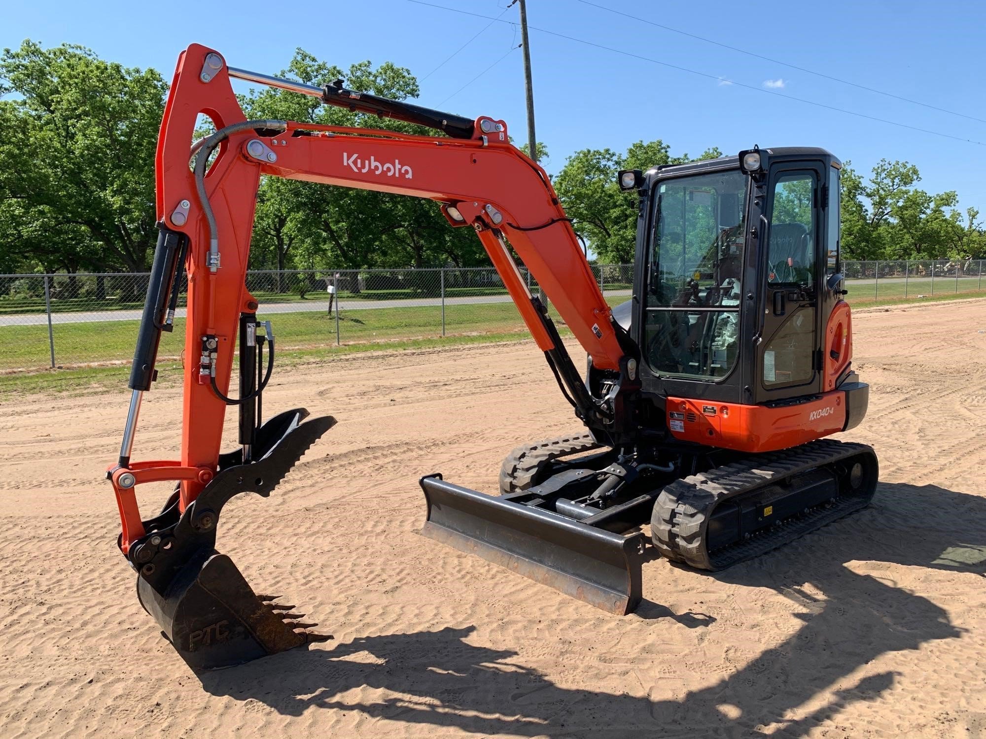 Kubota KX040-4 Mini Excavator